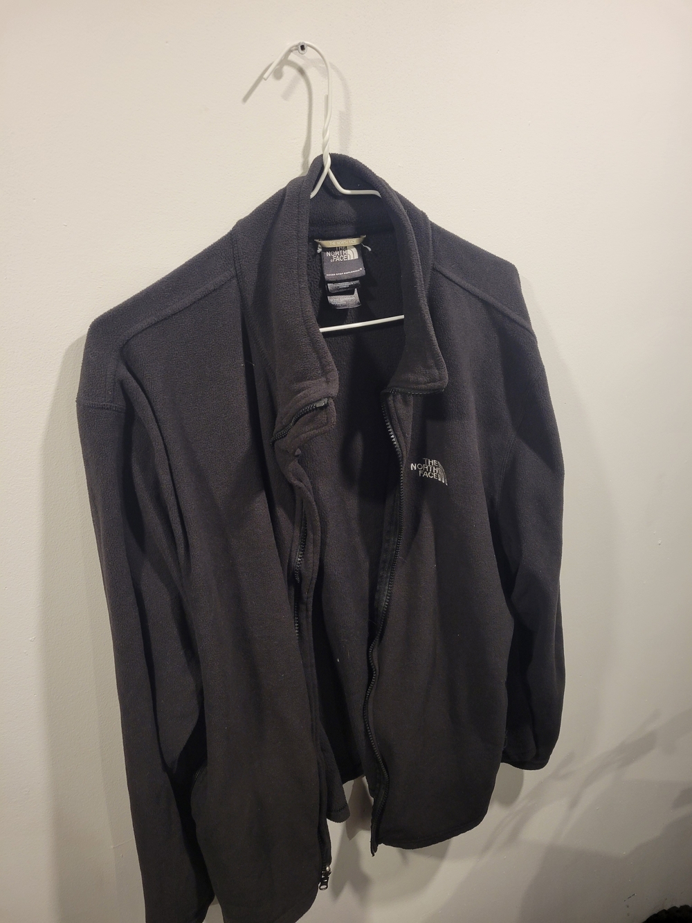 The North Face Men's Dark Gray Full-Zip Fleece Jacket